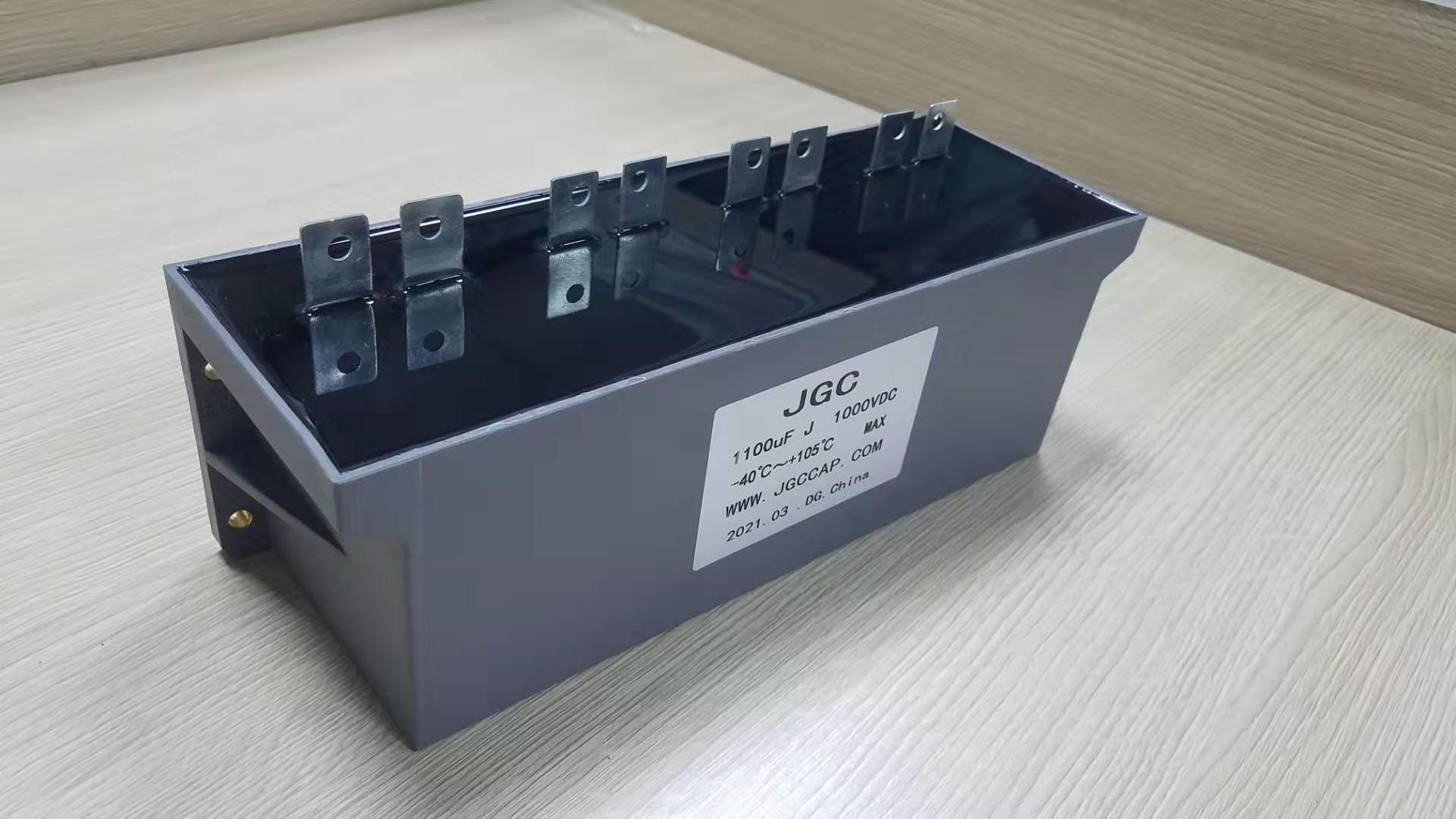 新能源汽車級 DC-LINK電容研發成功準備上市(圖1)